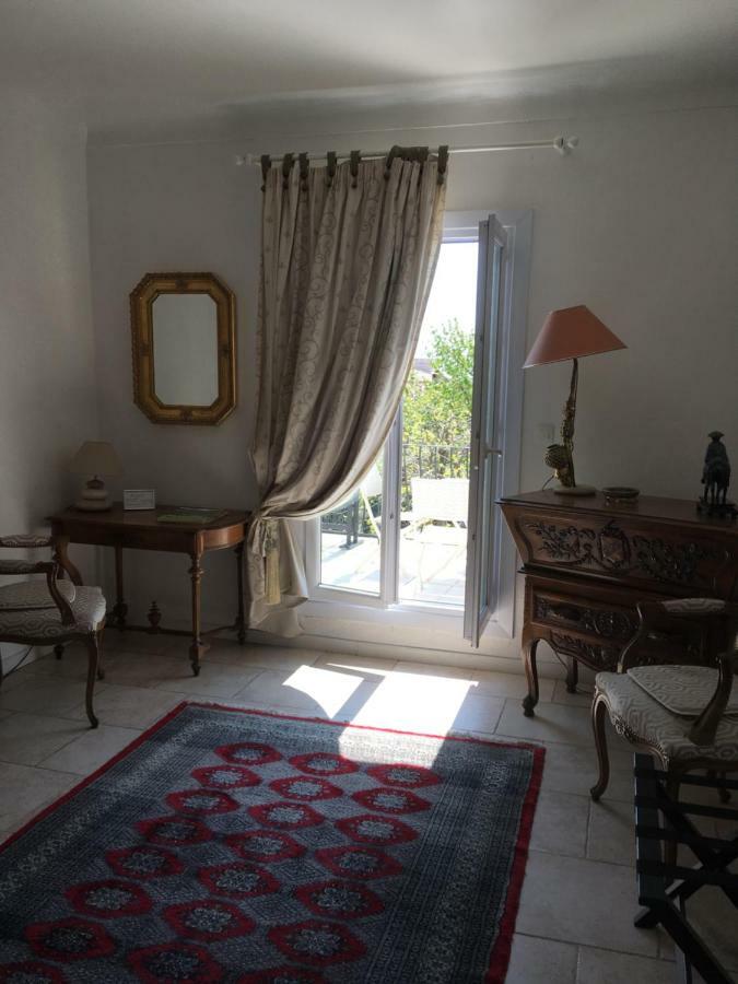 Mas Des Kardouons Tourrettes-sur-Loup Exterior foto